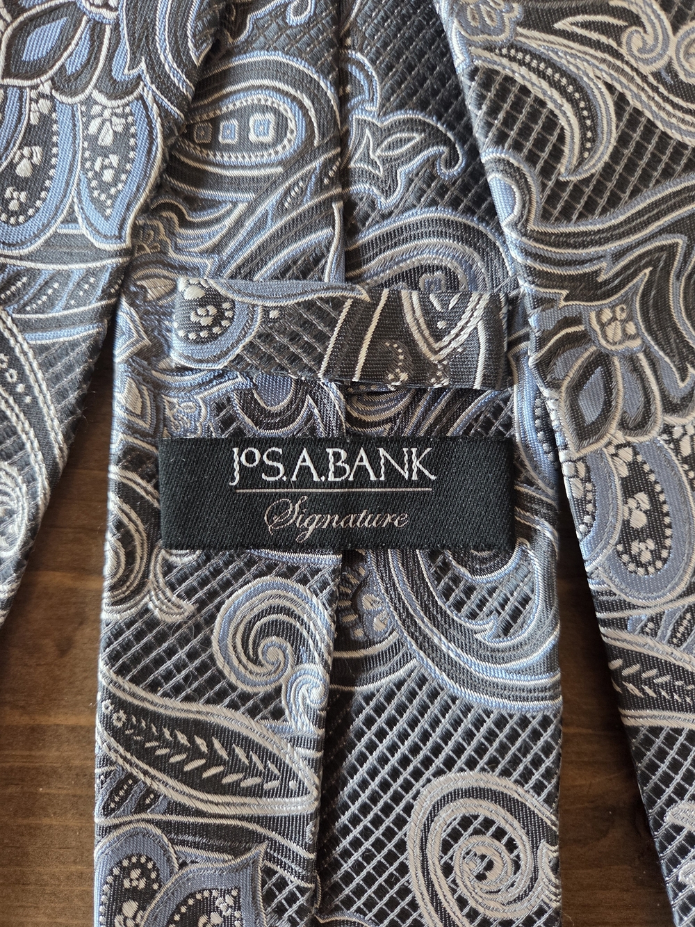 Jos. A. Bank Signature Paisley Silk Tie in Gray and Light Blue